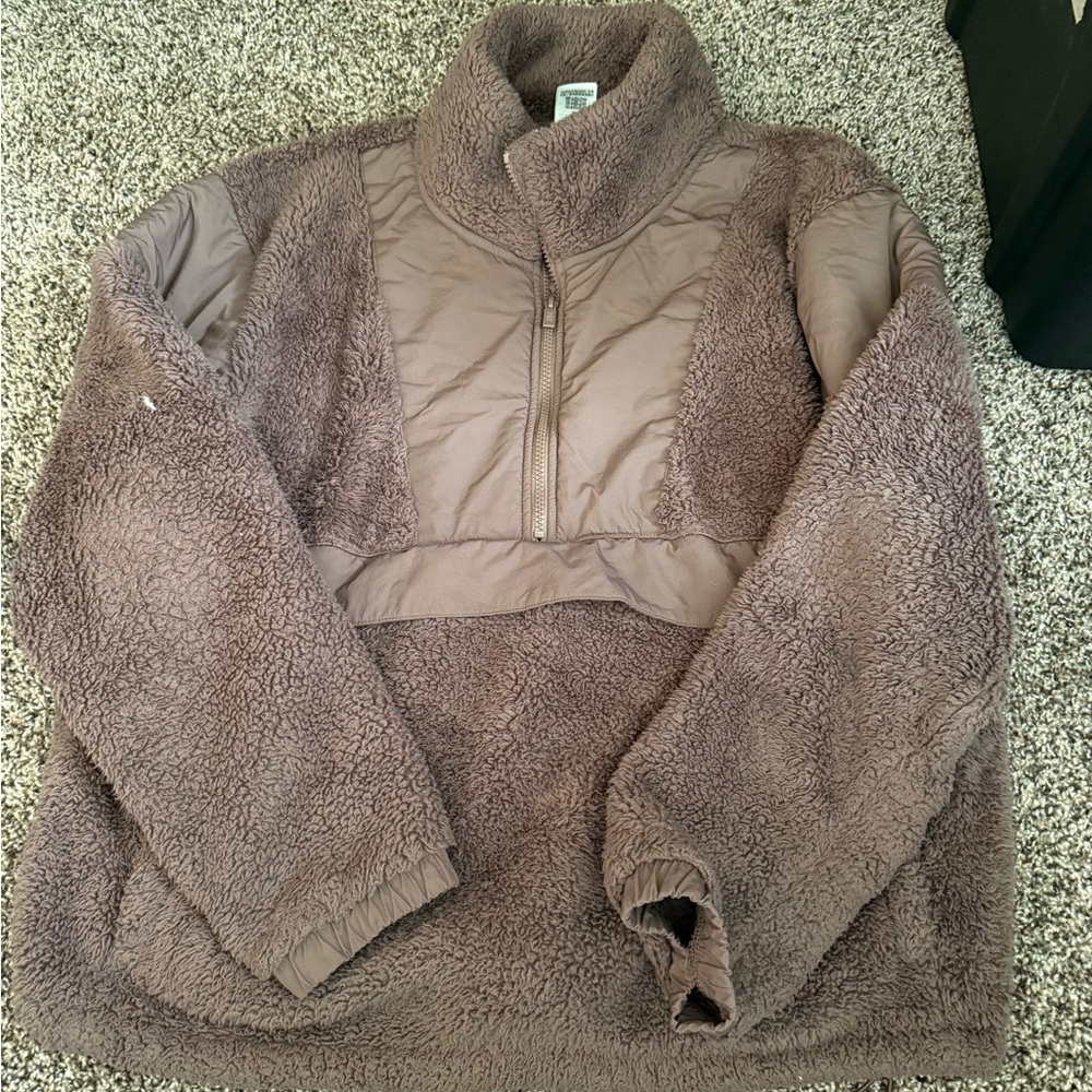 Victoria's Secret PINK Teddy Fleece Half Zip Pullover in a brown/taupe color. Xl
